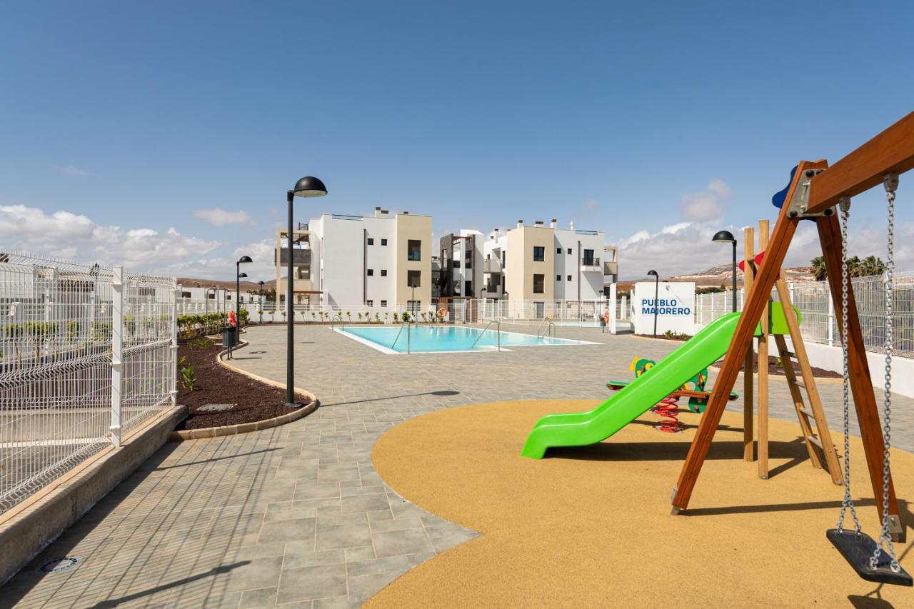 Homeforguest Apartamento En Residencia De Lujo Con Terraza Y Piscina La Guirra Eksteriør billede